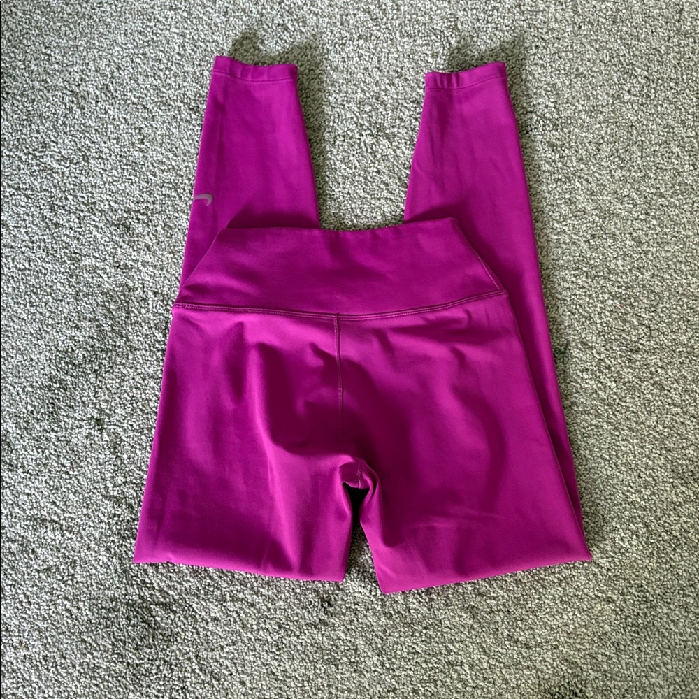 Ladies Nike Pink Leggings - Picture 4 of 4